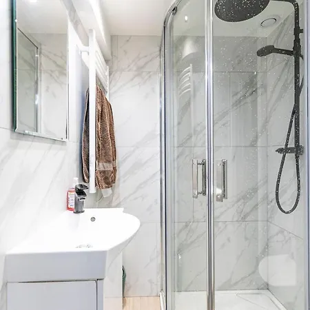 Le De Belleville 2 A 4 Personnes *